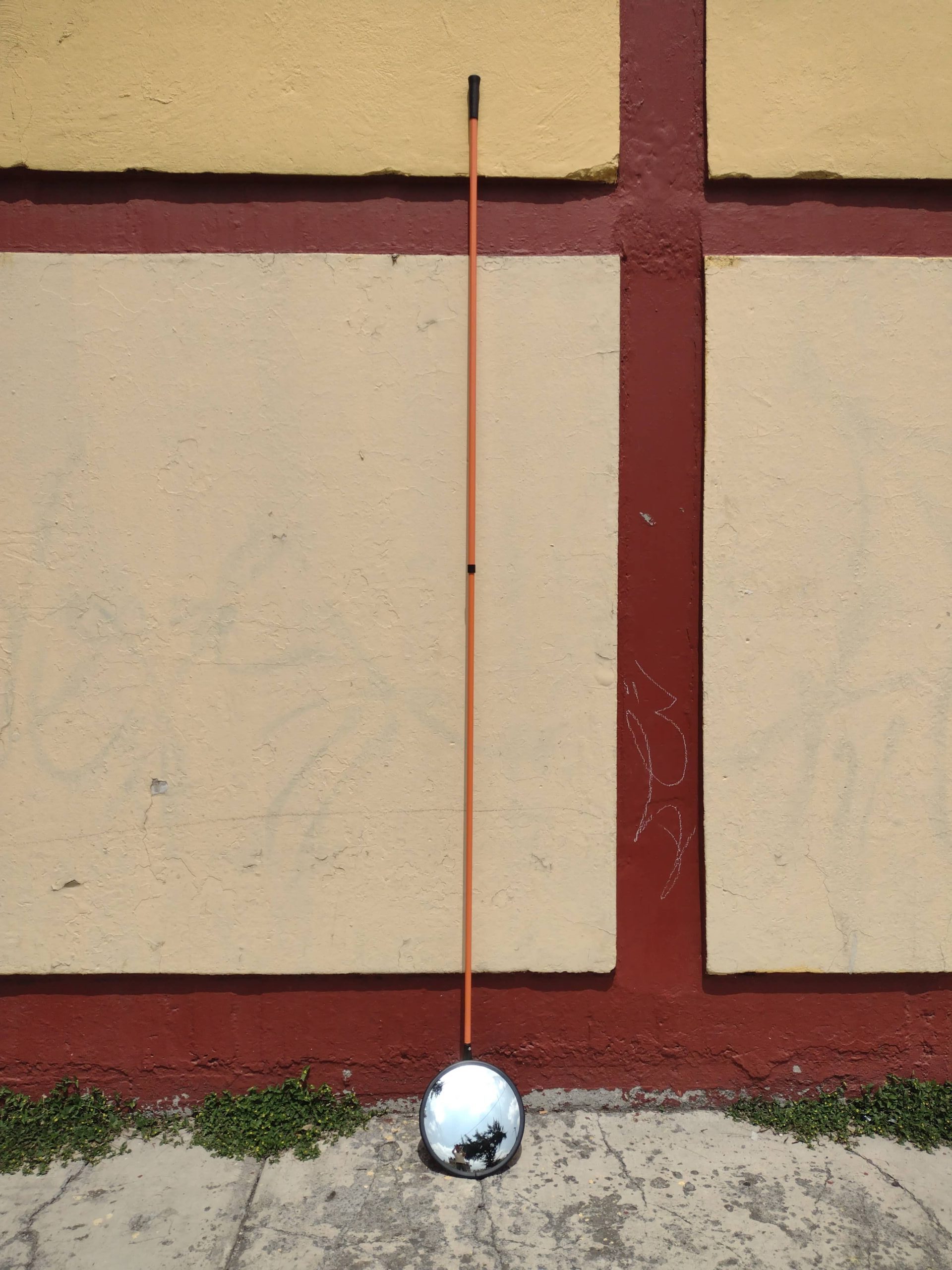 espejo-con-bastón-para-autos