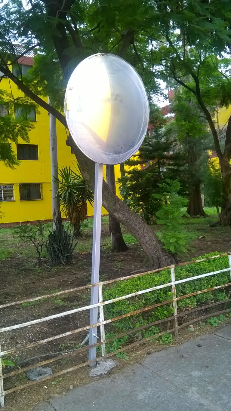 espejo-de-seguridad-con-pedestal